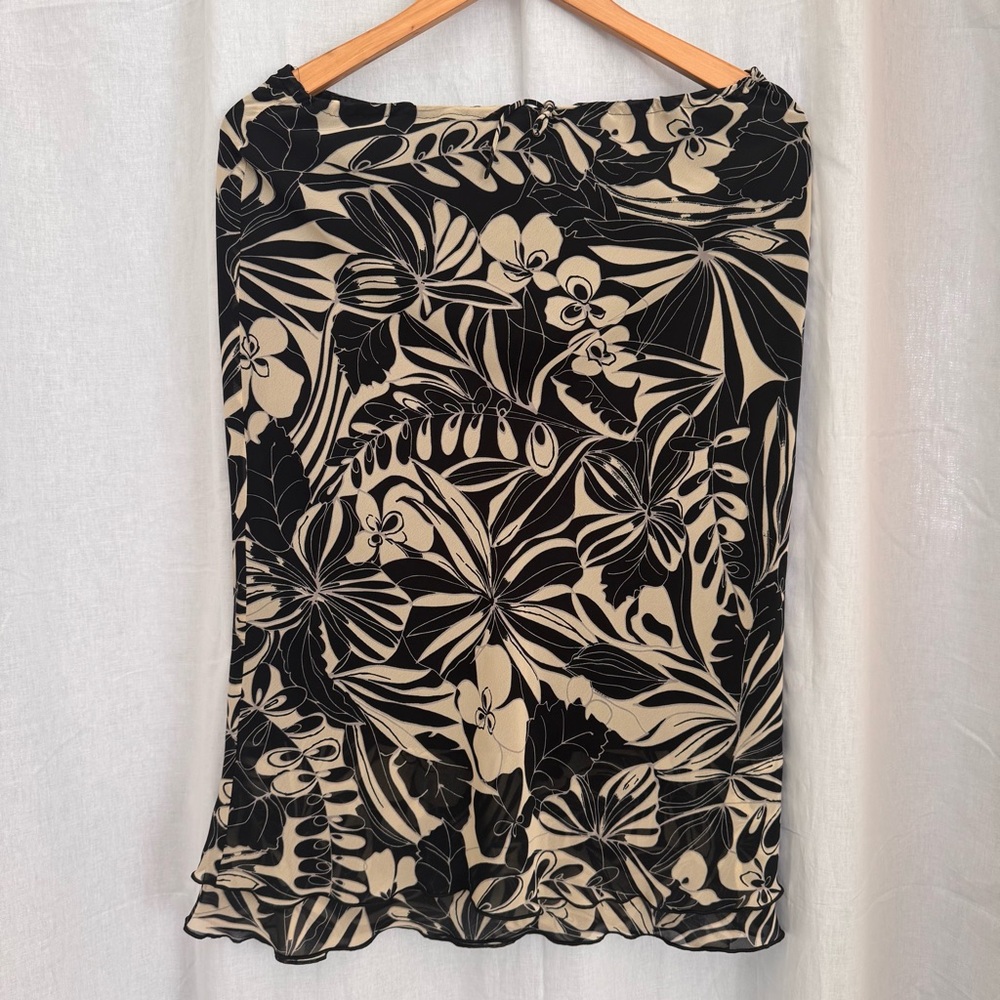 MNG Black and Cream flowy Floral Skirt
